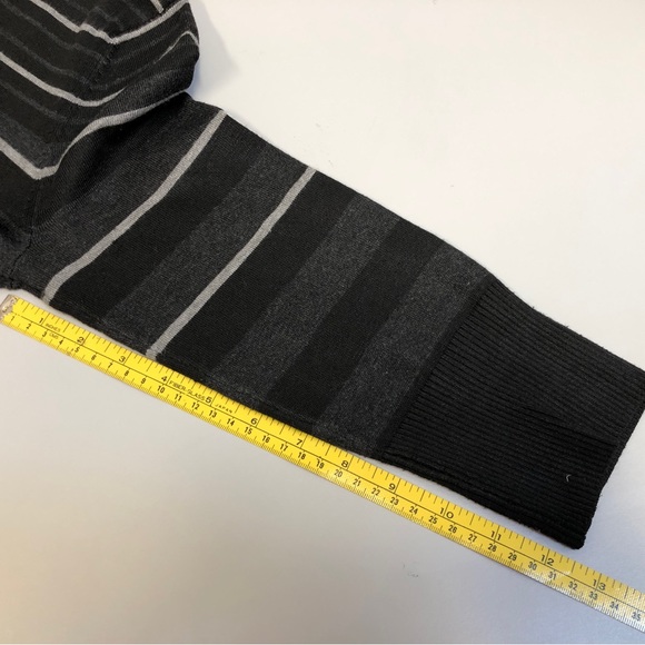 Ladies Zippered Cardigan, Black with Striping, Slim fit, Sz Lg Petite - Picture 7 of 11